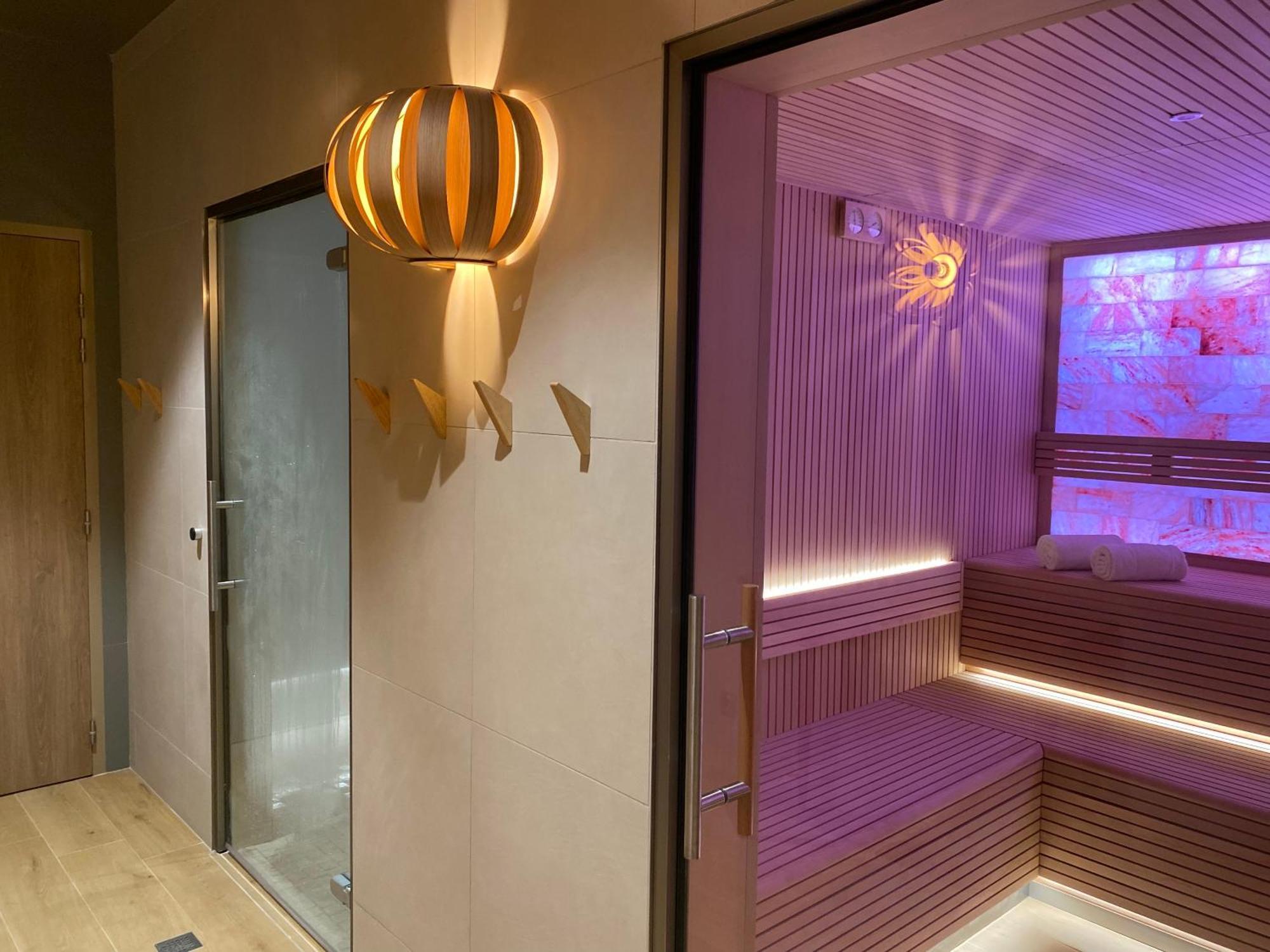 Aux Vieux Remparts, The Originals Relais 4* Provins